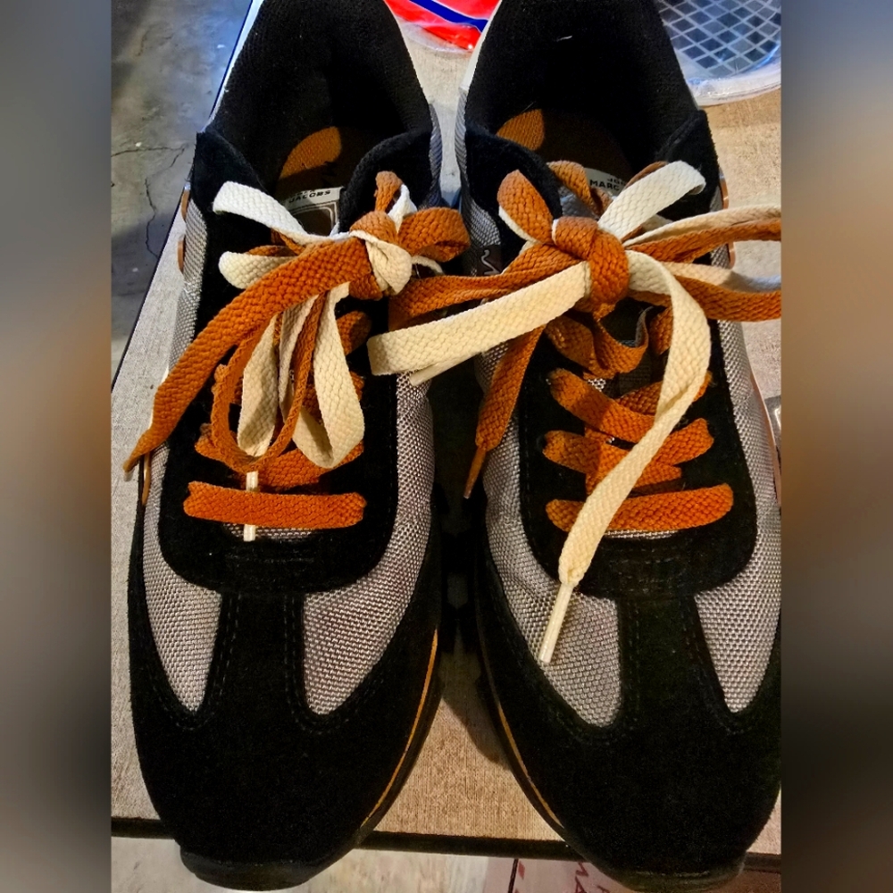 Stylish Black and Tan WomensSneakers
